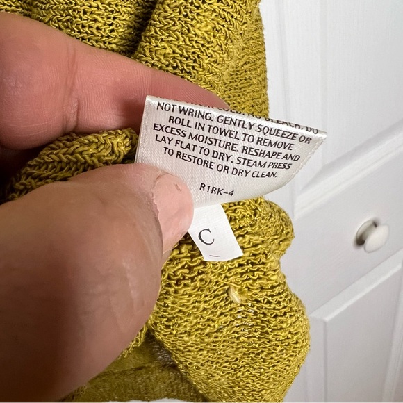 Eileen Fisher Mélange Linen Grain V-Neck Oval Top Sz medium petite - Picture 7 of 8